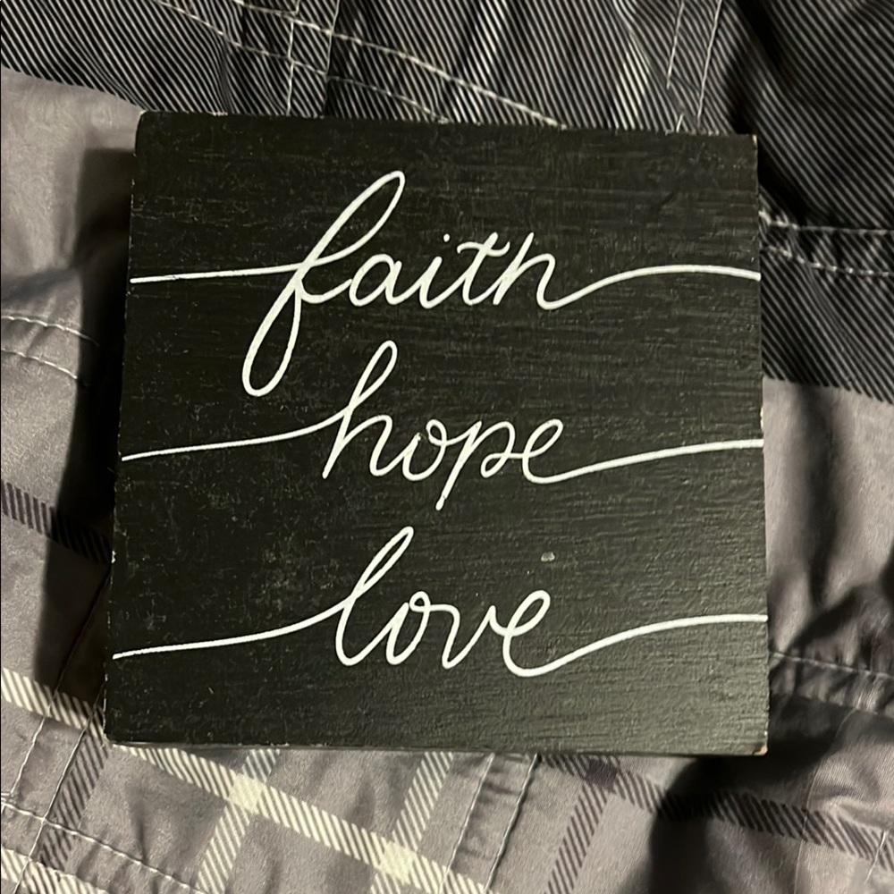 Black Faith Hope Love Wall Decor